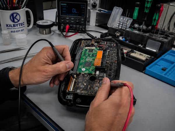 Reparación de un colorímetro en el taller técnico de Kilbytec